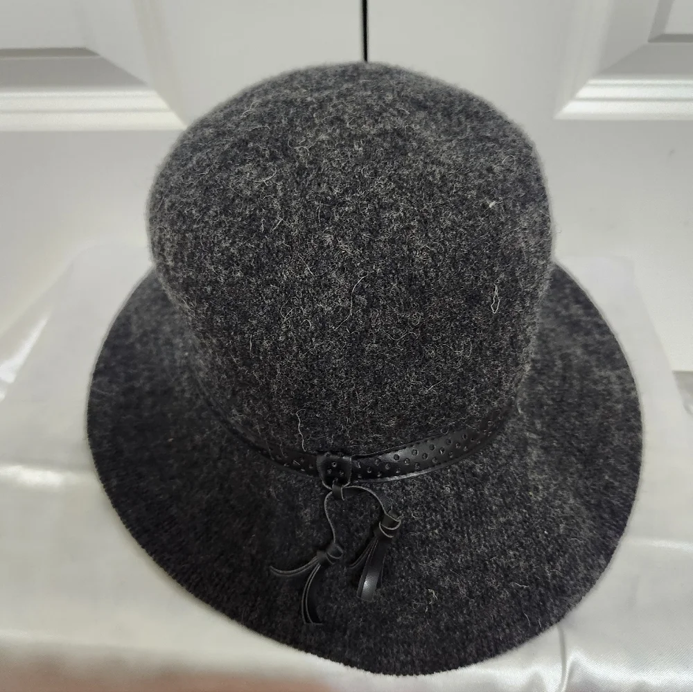 August this wool